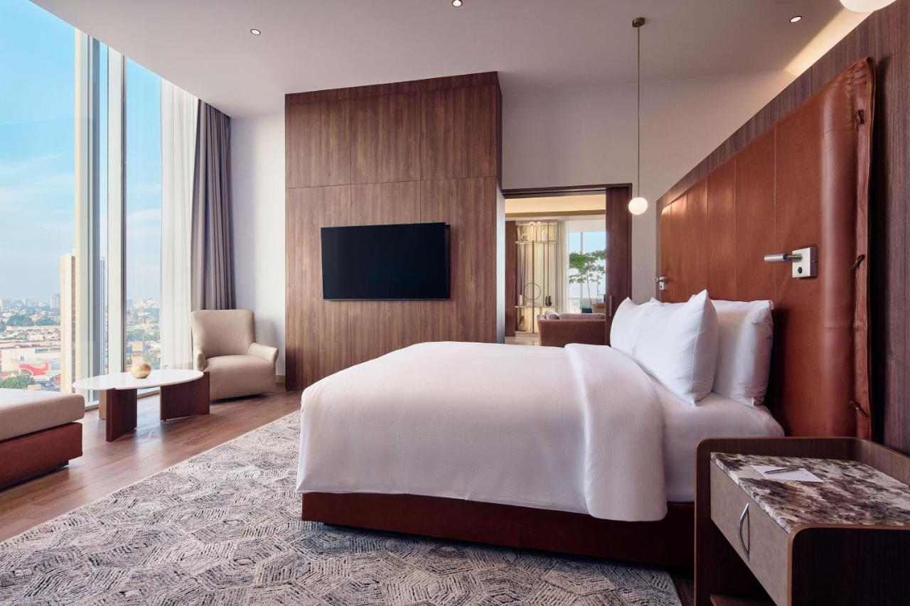 Jw Marriott Hotel غوادالاجارا المظهر الخارجي الصورة