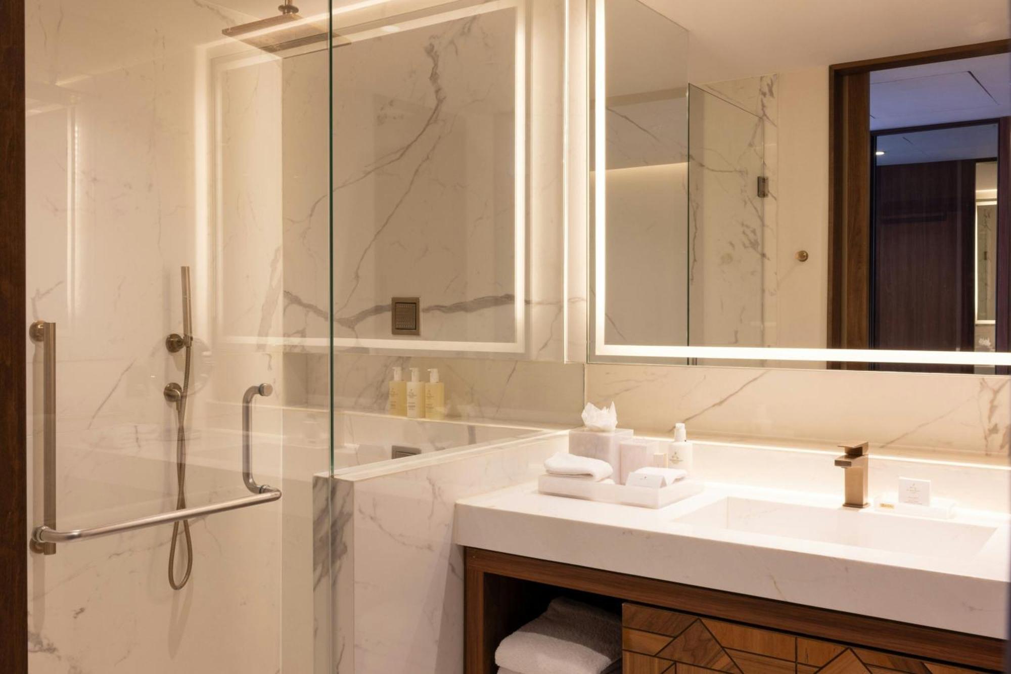 Jw Marriott Hotel غوادالاجارا المظهر الخارجي الصورة
